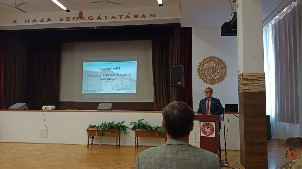Közszolgálati Egyetem